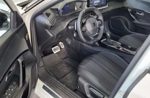 Peugeot 2008 1.0T Gt