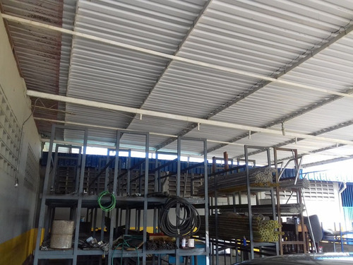 Imagen 11 de 12 de Venta De Galpón Con Extenso Terreno 425020