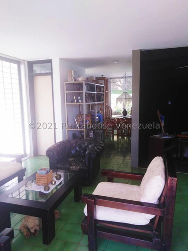 Imagen 3 de 14 de Ramiro E. Ruiz Vende Casa En Prados Del Este Mls #21-22738