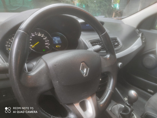 Renault Fluence 2.0 Dynamique 2012