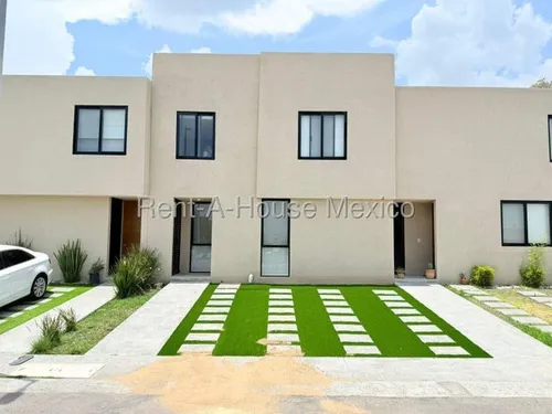 Casa En Renta En Zakia, Querétaro  Sr