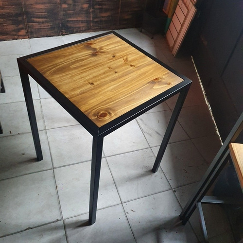 Imagen 3 de 6 de Mesa Bar 60x60cm Cervecera Hierro Y Madera Industrial Epoxi