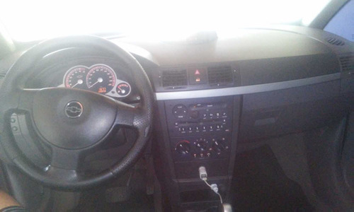 Meriva Premium 2010 Easytronic