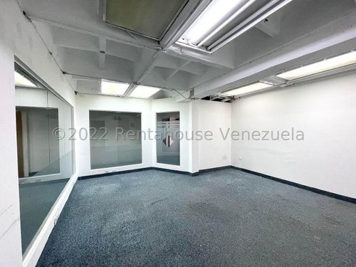 Imagen 12 de 14 de Oficina En Alquilerchuao 22-19082 Renta House Los Samanes