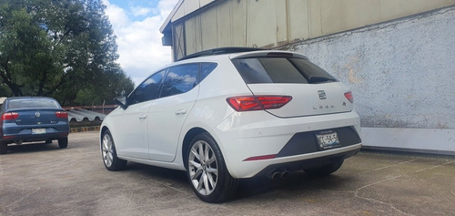 Imagen 4 de 9 de Seat Leon 1.4 T Fr 150 Hp Estandar Blanco 2018