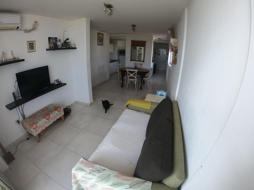 Imagen 2 de 15 de Departamento En Venta, Asborno 642 (9°e), Belén De Escobar