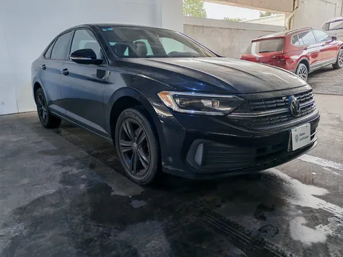 Volkswagen Jetta 2.5 Sportline Tiptronic At