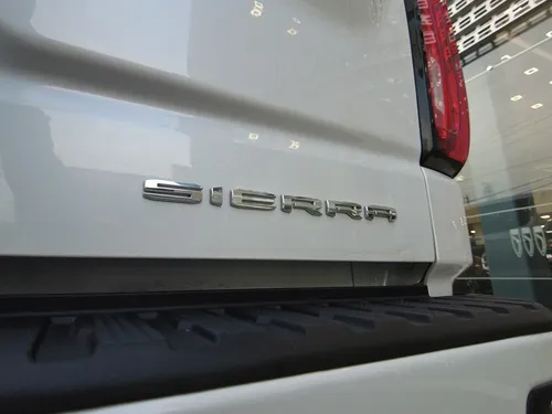 GMC Sierra 6.2 V8 Denali Ultimate