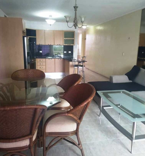 Imagen 5 de 11 de Apartamentos En Alquiler