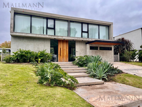 Casa En Alquiler Temporal - Barrio La Calesa - Pilará - Mallmann Propiedades