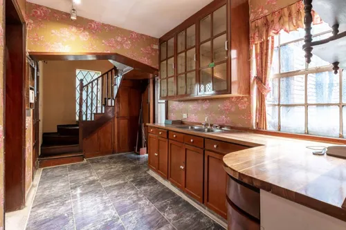 Casa En Arriendo/venta En La Macarena. Cod A8366