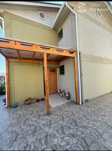 Hermosa Casa En Buin 3d-2b, Con Excelente Ubicación