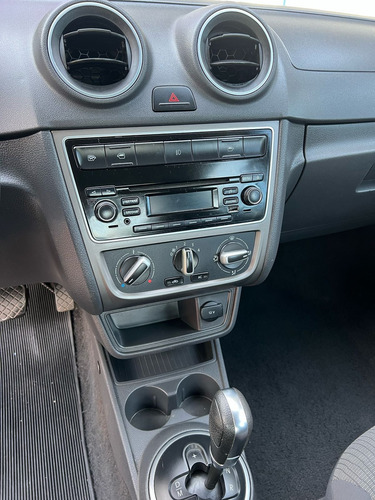 Volkswagen Gol 1.6 Vht Power Total Flex I-motion 5p