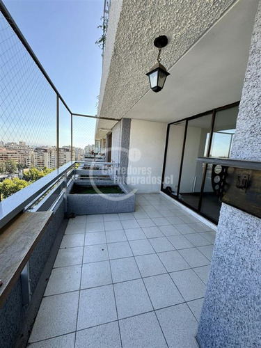 Departamento En Venta De 3 Dorm. En Las Condes Oportunidad