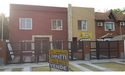 Duplex En Venta En Ituzaingo Norte