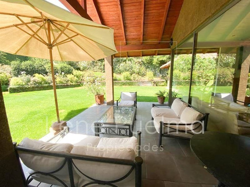 Imagen 3 de 18 de Casa Venta En Golf De Manquehue, 5 Dormitorios, Lo Barnechea