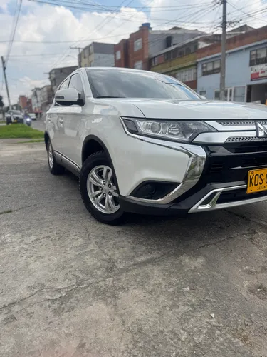 Mitsubishi Outlander 2.4 Kaiteki