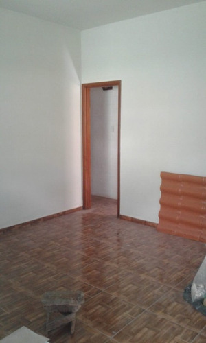 Imagem 6 de 10 de Casa Para Venda - Bento Ribeiro, Rio De Janeiro - 75m², 2 Vagas - 409