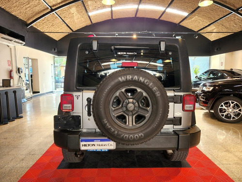 Imagen 3 de 15 de Jeep Wrangler Sport Motor 3.6 Hilton Motors Co