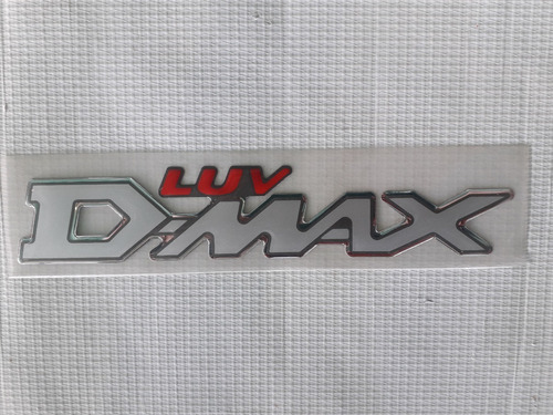 Emblema Luv Dmax Al Relieve