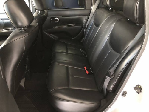 Imagem 9 de 10 de Nissan Livina X-gear Sl/x-gear 1.8