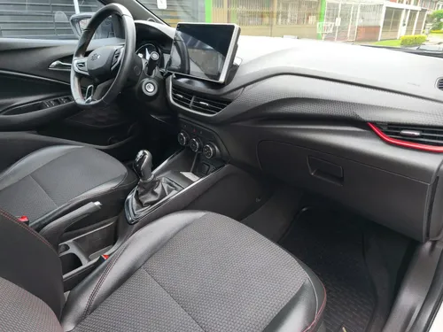 Chevrolet Onix 1.0T Rs Mt