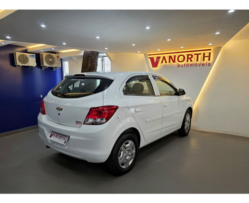 Chevrolet Onix 1.0 MPFI LS 8V FLEX 4P MANUAL