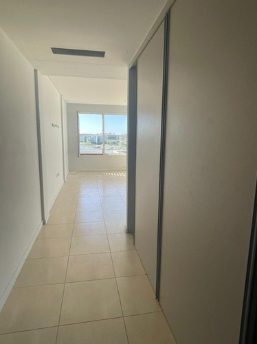 Imagen 16 de 25 de Excelente Mono Ambiente Vista A La Bahía, Con Cochera .- Venta