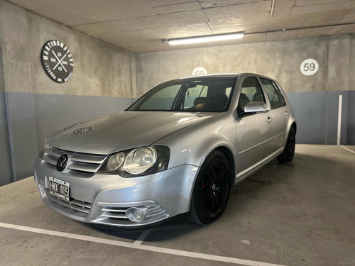 Volkswagen Golf 1.6 Advance