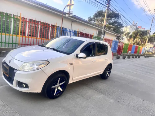 Rines De Lujo,vidrios Eléctricos,luz Led,llantas Nuevas