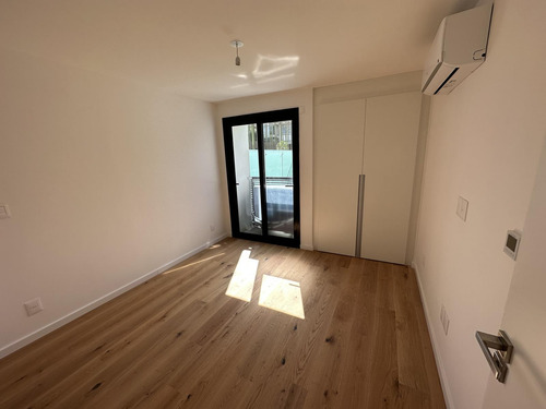 Venta Apartamento Dos Dormitorios Tres Baños Malvín Patio Exclusivo Soleado