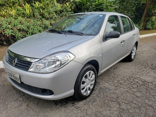Renault Symbol 1.6 Expression 2011