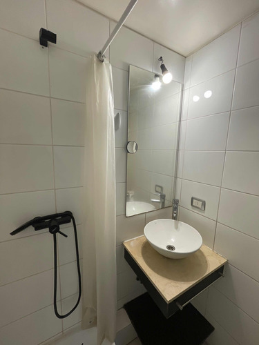 Pieza ,baño Privado Sector Tranquilo 1 Estudiante Varón