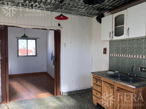 Imagen 1 de 6 de Venta De Departamento Tipo Casa 2 Ambientes Con Patio En Wilde (28197)