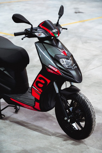 Aprilia Sr 160 Inyección Abs Scooter