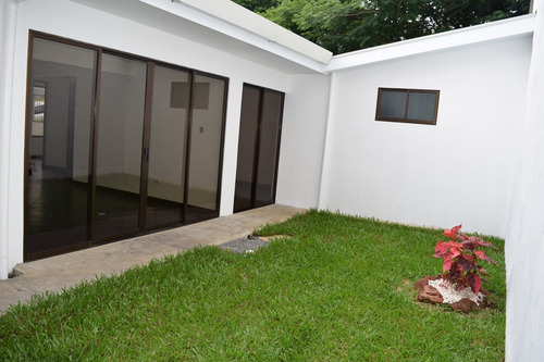 Imagen 14 de 14 de Casa 1 Piso Con Amplia Zona Verde Residencial Brisas Del Rio