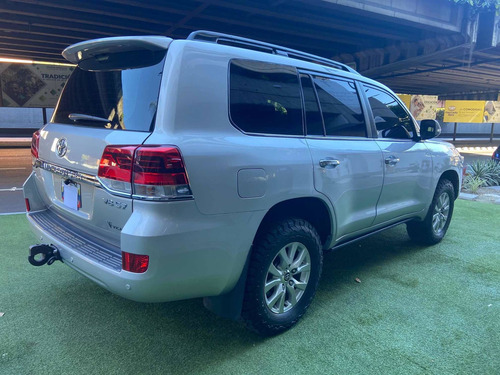Imagen 4 de 15 de Toyota Land Cruiser Blindada 2017