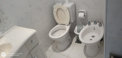 Imagen 9 de 12 de Venta Departamento 2 Ambientes Frente Con Balcon