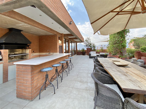 Penthouse: San Carlos De Apoquindo / U Los Andes