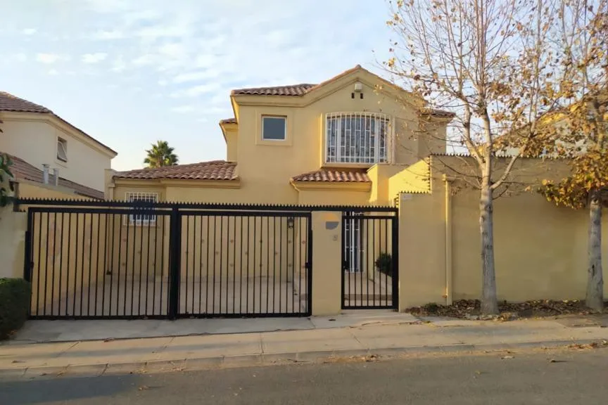 Imagen 2 de 27 de Casa En Venta En Las Vendimia Sur