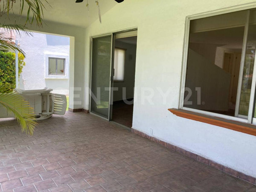 Casa En Venta Xochitepec, Morelos.