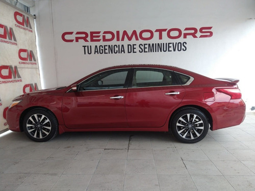 Imagen 2 de 11 de Nissan Altima Advance Color Rojo 2017