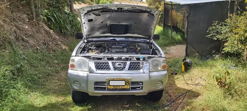 Nissan Frontier 2.5 Std D22 4x2