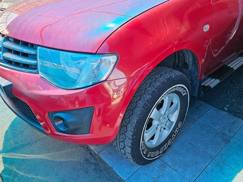 Mitsubishi L200 2.5 TD KATANA CRM DC 4WD