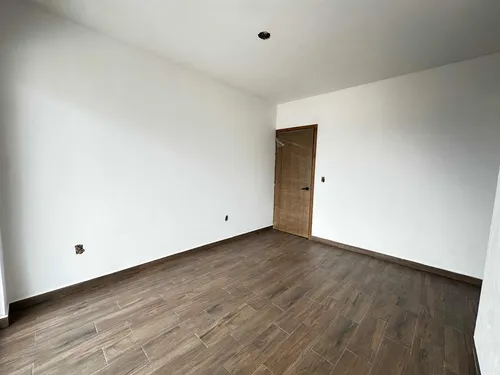 Casa En Venta En Pedro Escobedo 3 Recámaras