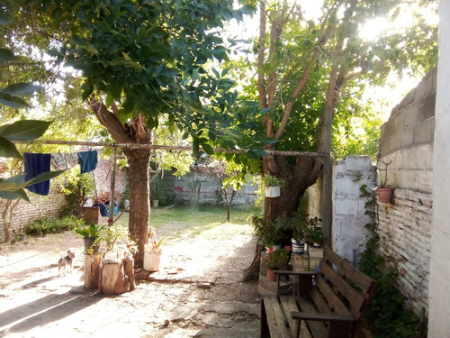 Casa En Dolores Oportunidad, Muy Buena Ubicación