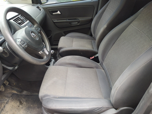 Volkswagen Suran 1.6 Trendline 11b 2012