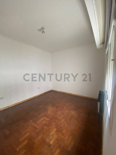 Venta Ph En La Plata 19 E 32 Y 33