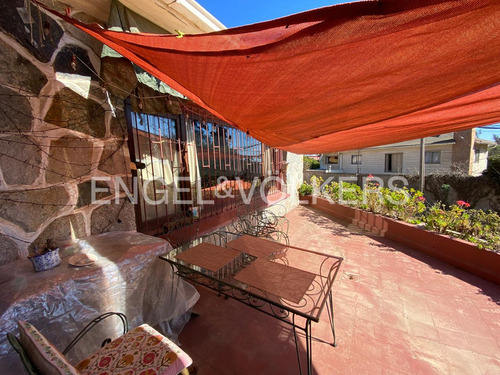 Acogedora Casa En Los Romeros