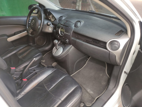 Imagen 14 de 15 de Mazda 2 Automático 1.500 5p